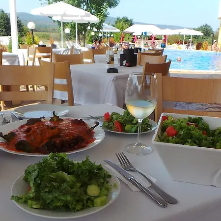 Family Orios Szálloda 3*