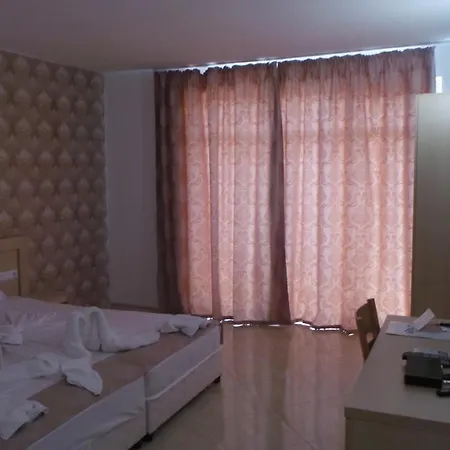 Family Orios Szálloda