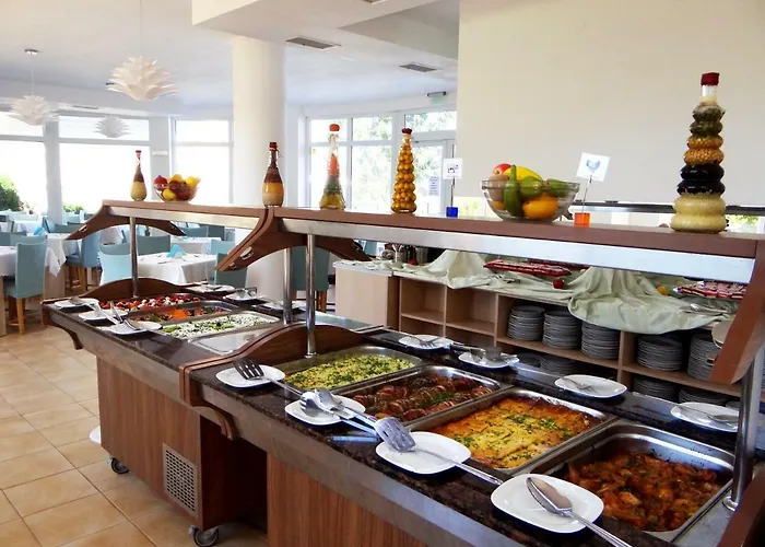 فندق Family Orios 3*