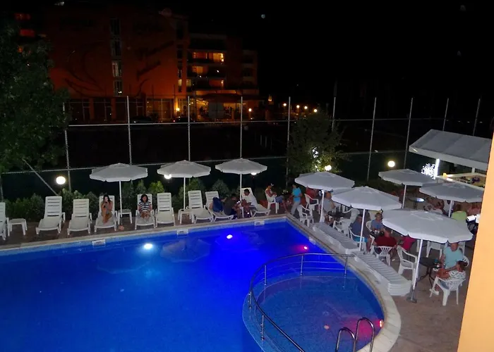 Family Orios فندق بريمورسكو