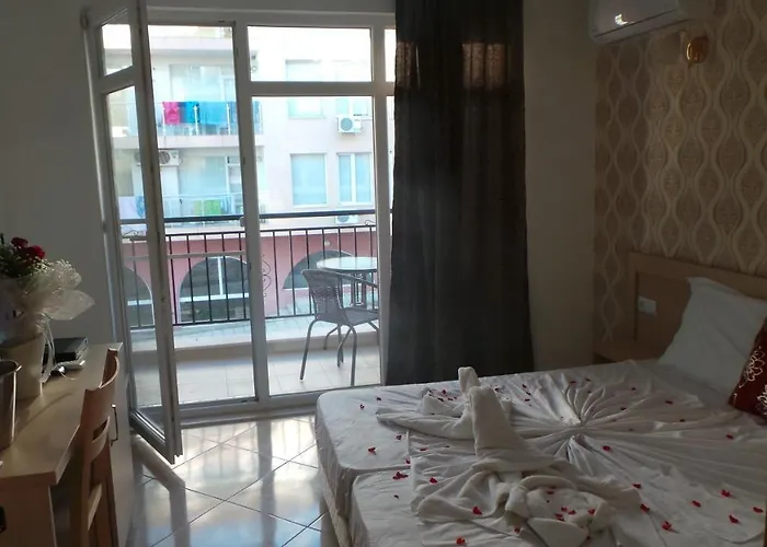 Family Orios فندق بريمورسكو