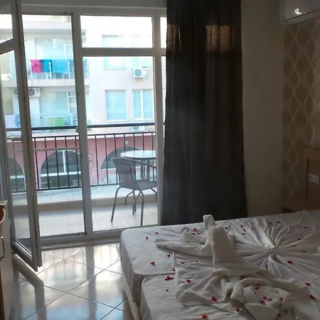 Family Orios Хотел Приморско