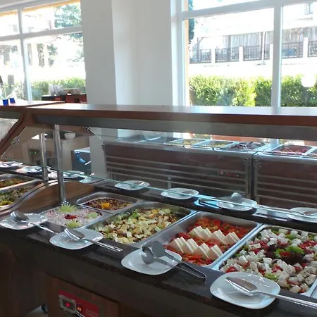 Хотел Family Orios 3*